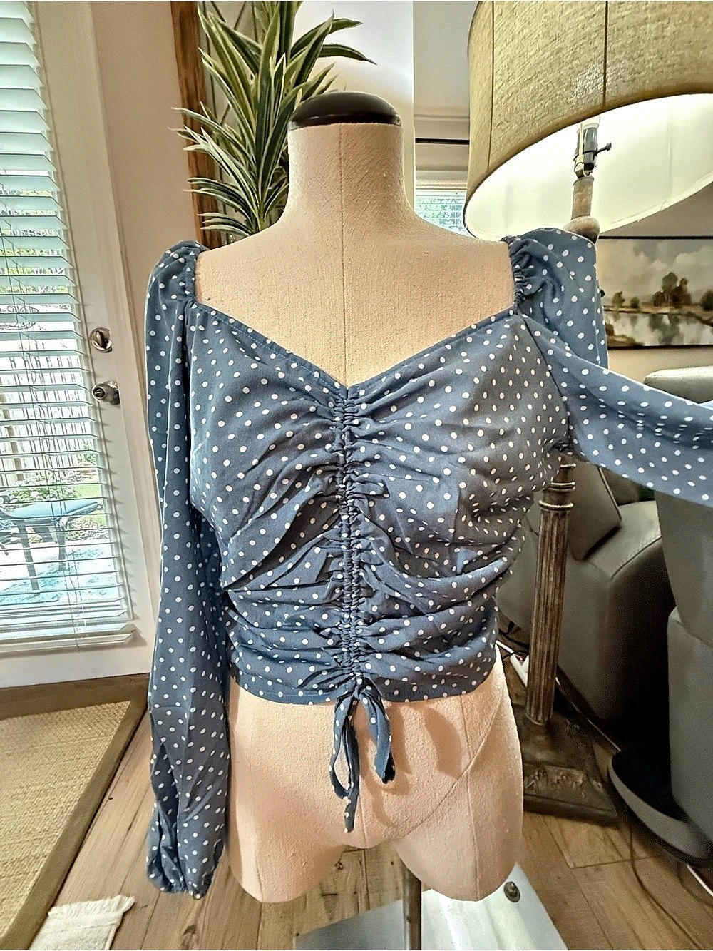 LILLO Polka Dot Ruched Crop Top in Blue & White Large